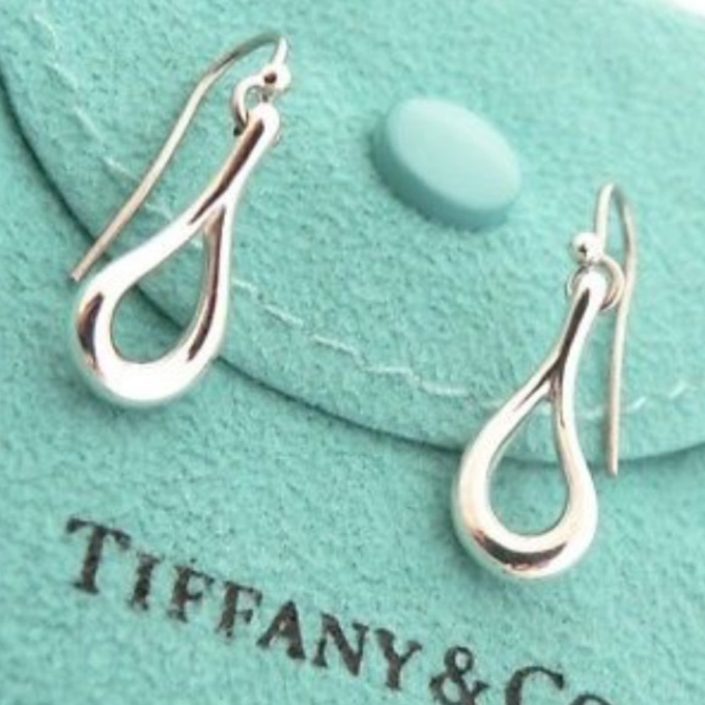 Tiffany & Co. Teardrop Dangle Drop Earrings